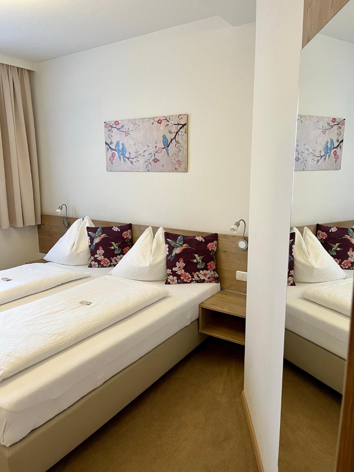 Athecada Fruehstueckspension Birkfeld Zimmer foto